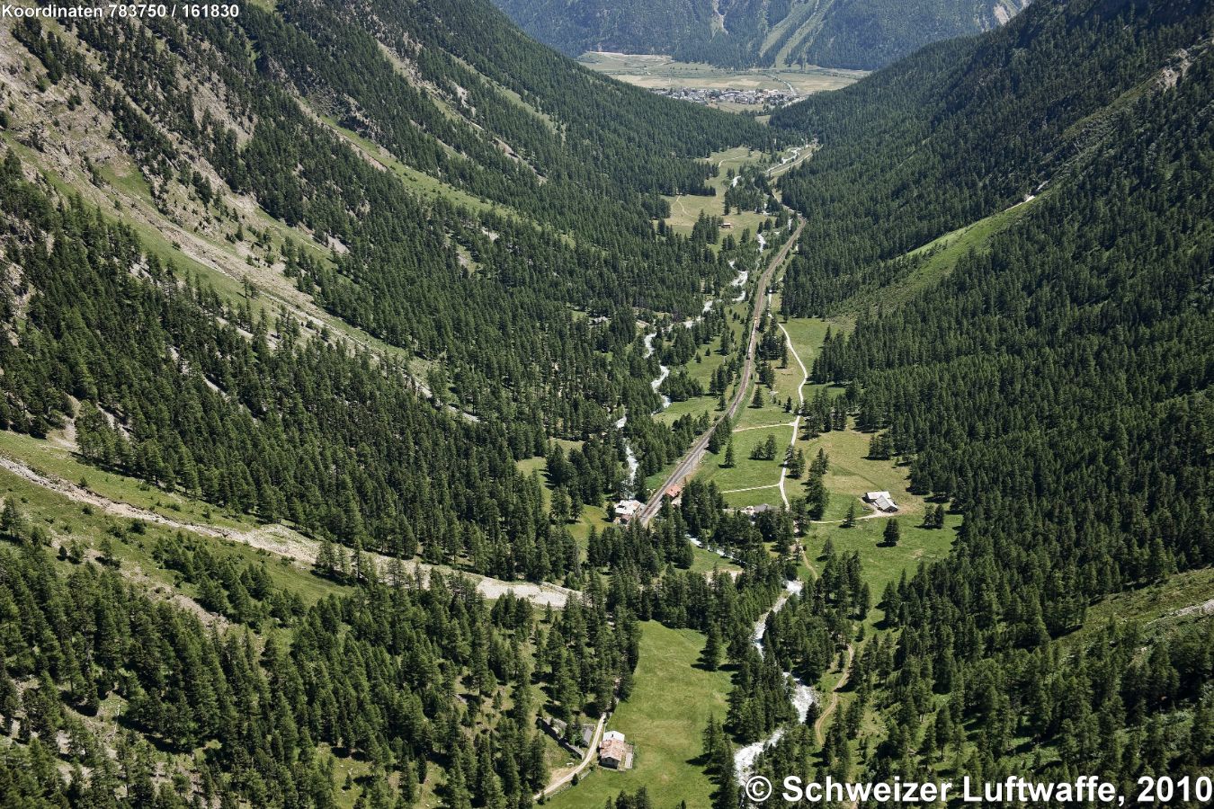 Albula-Tunnel-Portal Süd: Spinas; Val Bever, Bever im Engadin